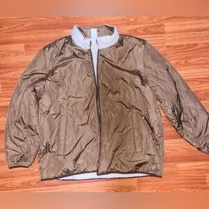 Reversible bomber jacket